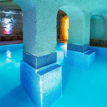 ホテル Cappadocia Inans Cave & Swimming Pool Hot ネヴシェヒル エクステリア 写真