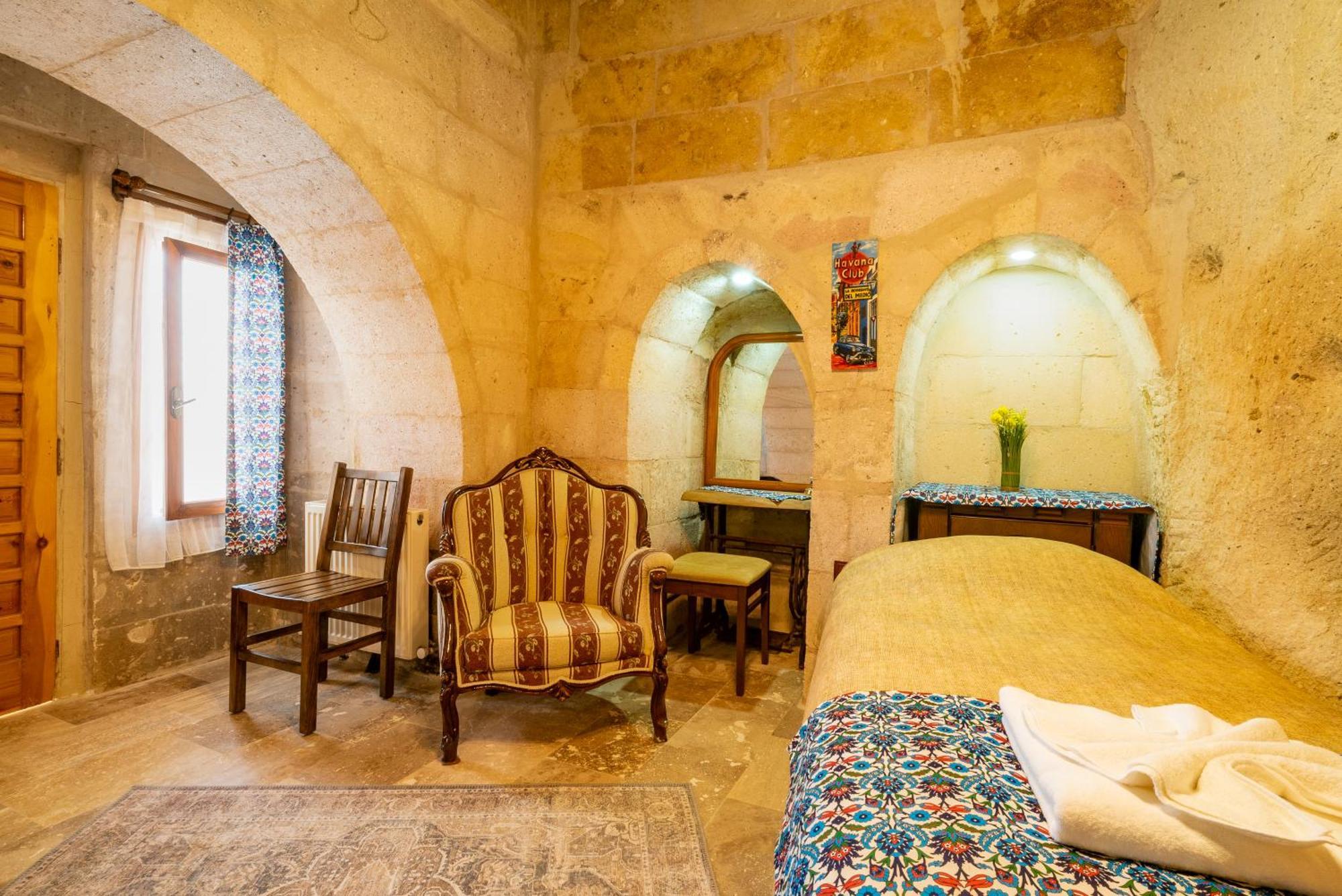 ホテル Cappadocia Inans Cave & Swimming Pool Hot ネヴシェヒル エクステリア 写真