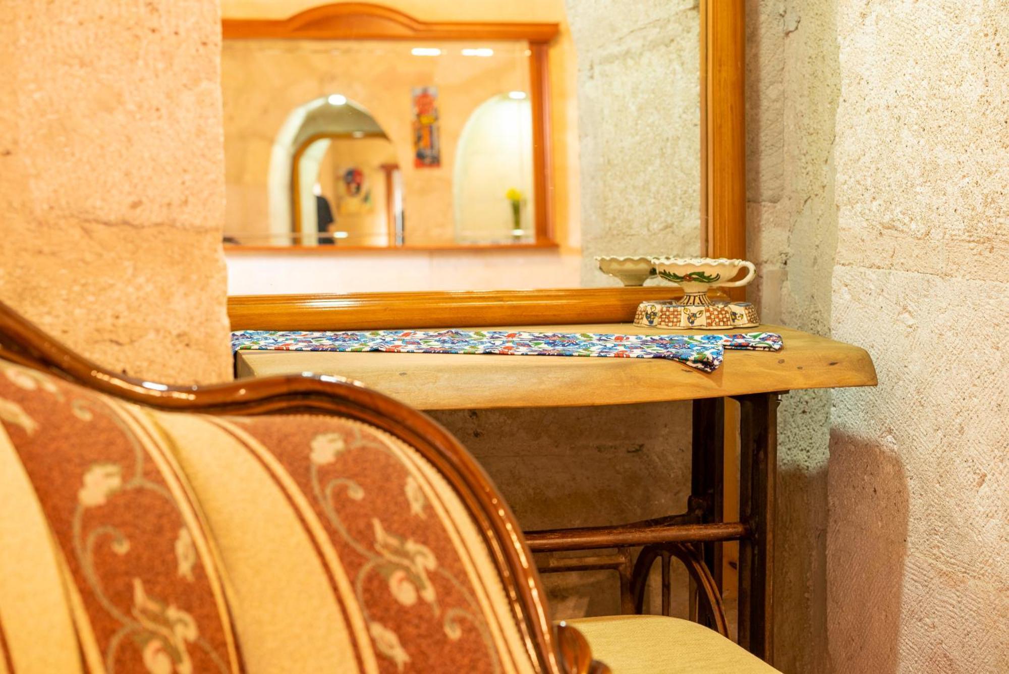 ホテル Cappadocia Inans Cave & Swimming Pool Hot ネヴシェヒル エクステリア 写真