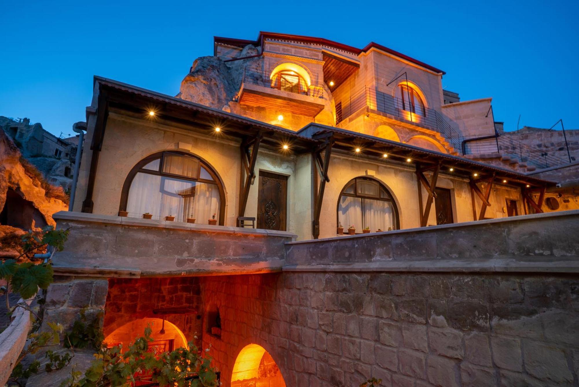 ホテル Cappadocia Inans Cave & Swimming Pool Hot ネヴシェヒル エクステリア 写真