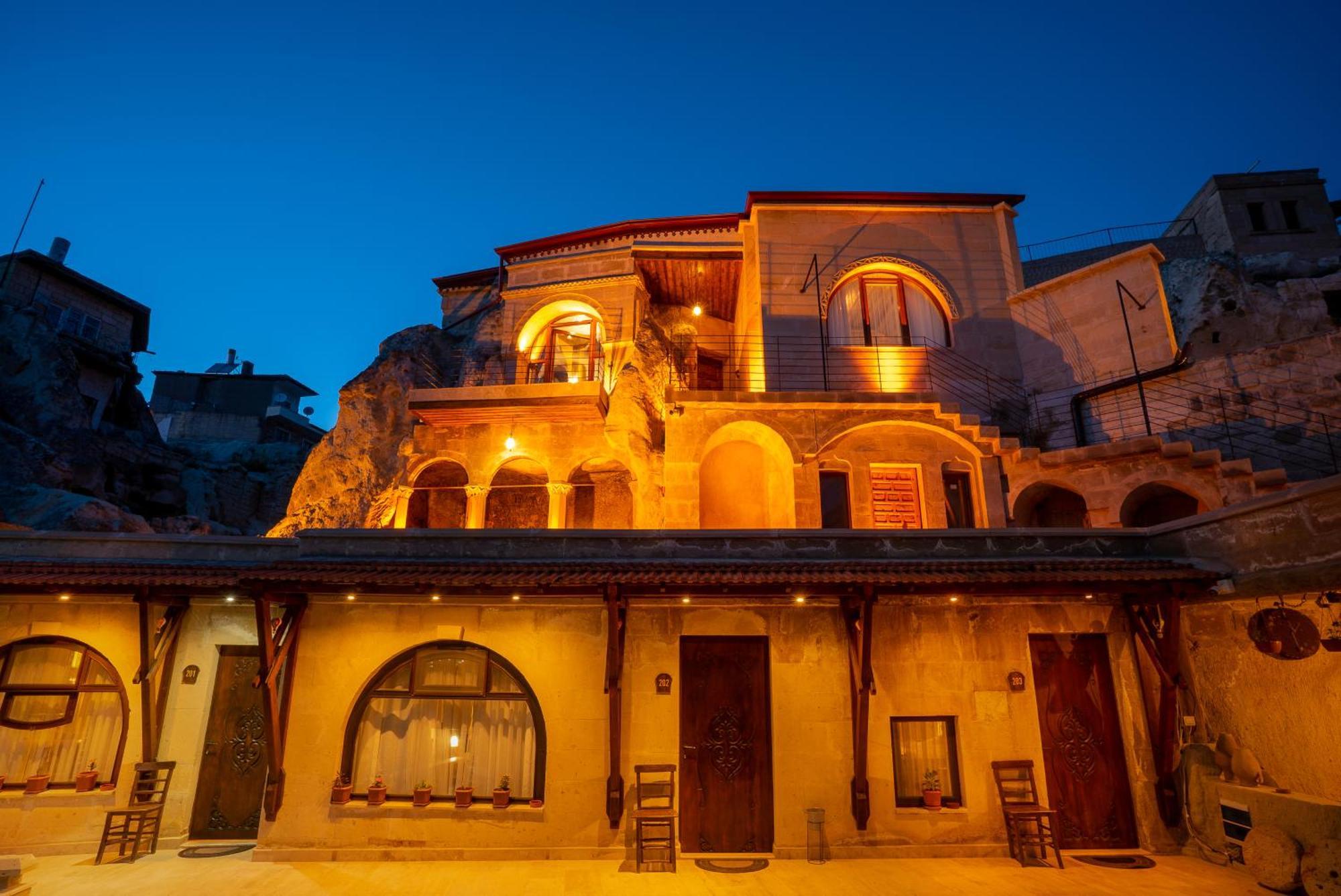 ホテル Cappadocia Inans Cave & Swimming Pool Hot ネヴシェヒル エクステリア 写真