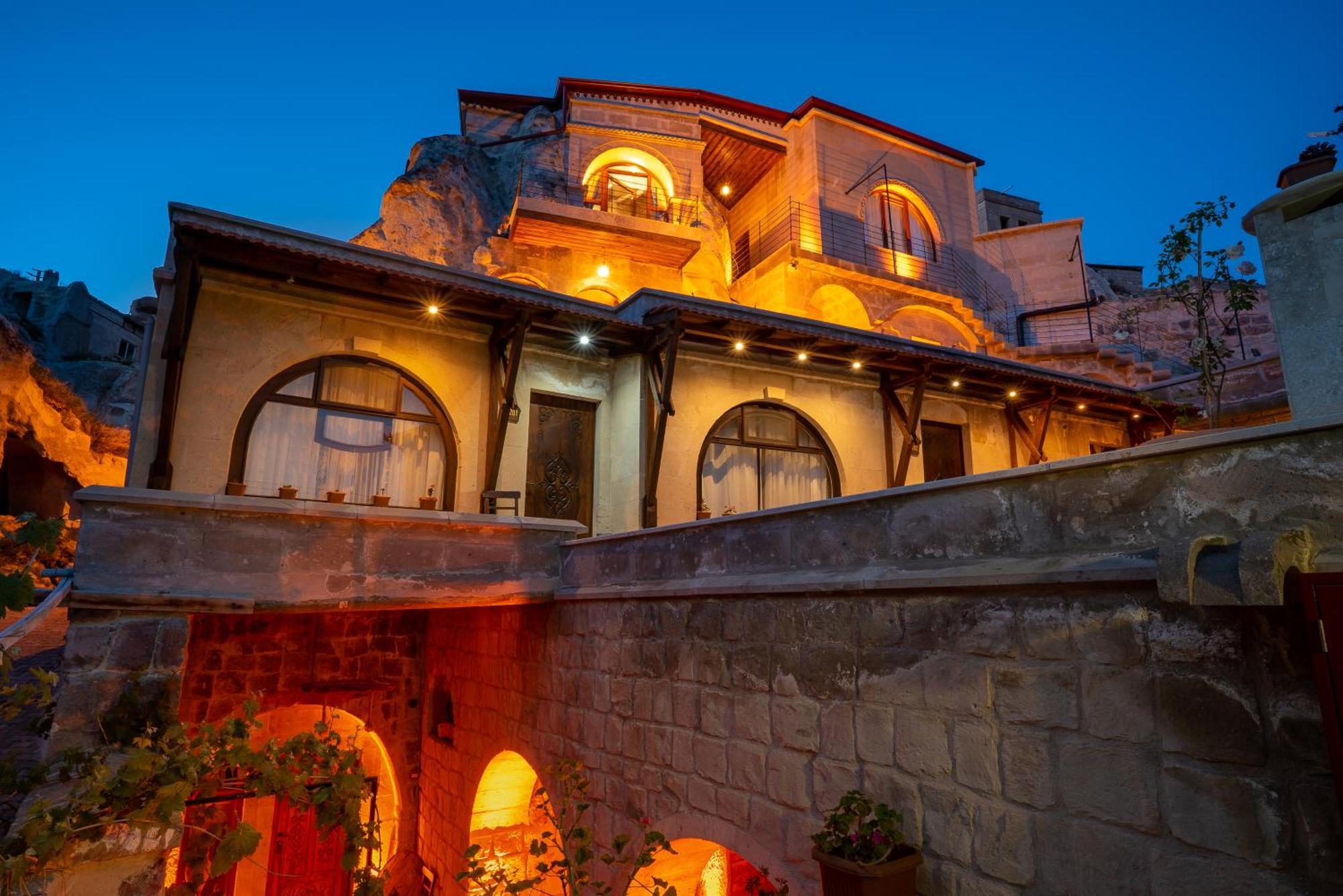ホテル Cappadocia Inans Cave & Swimming Pool Hot ネヴシェヒル エクステリア 写真