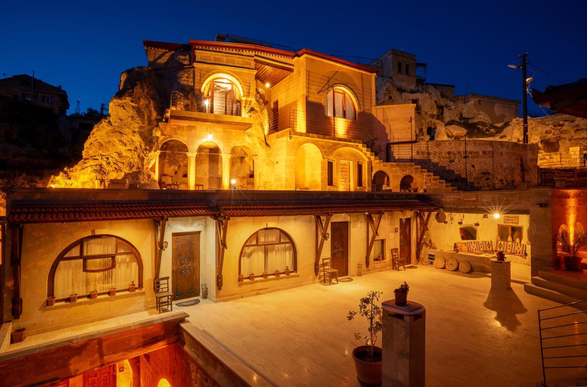 ホテル Cappadocia Inans Cave & Swimming Pool Hot ネヴシェヒル エクステリア 写真