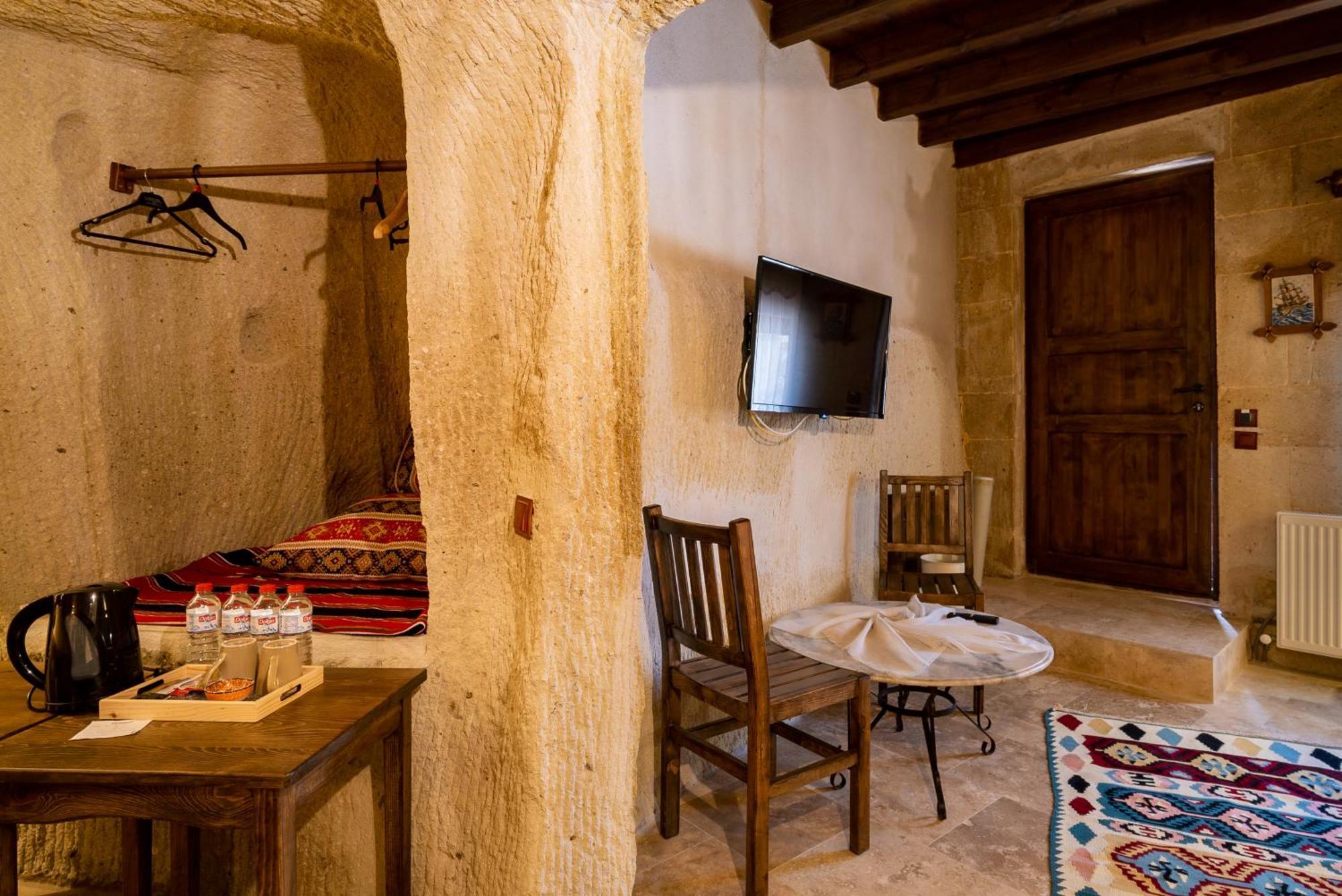 ホテル Cappadocia Inans Cave & Swimming Pool Hot ネヴシェヒル エクステリア 写真