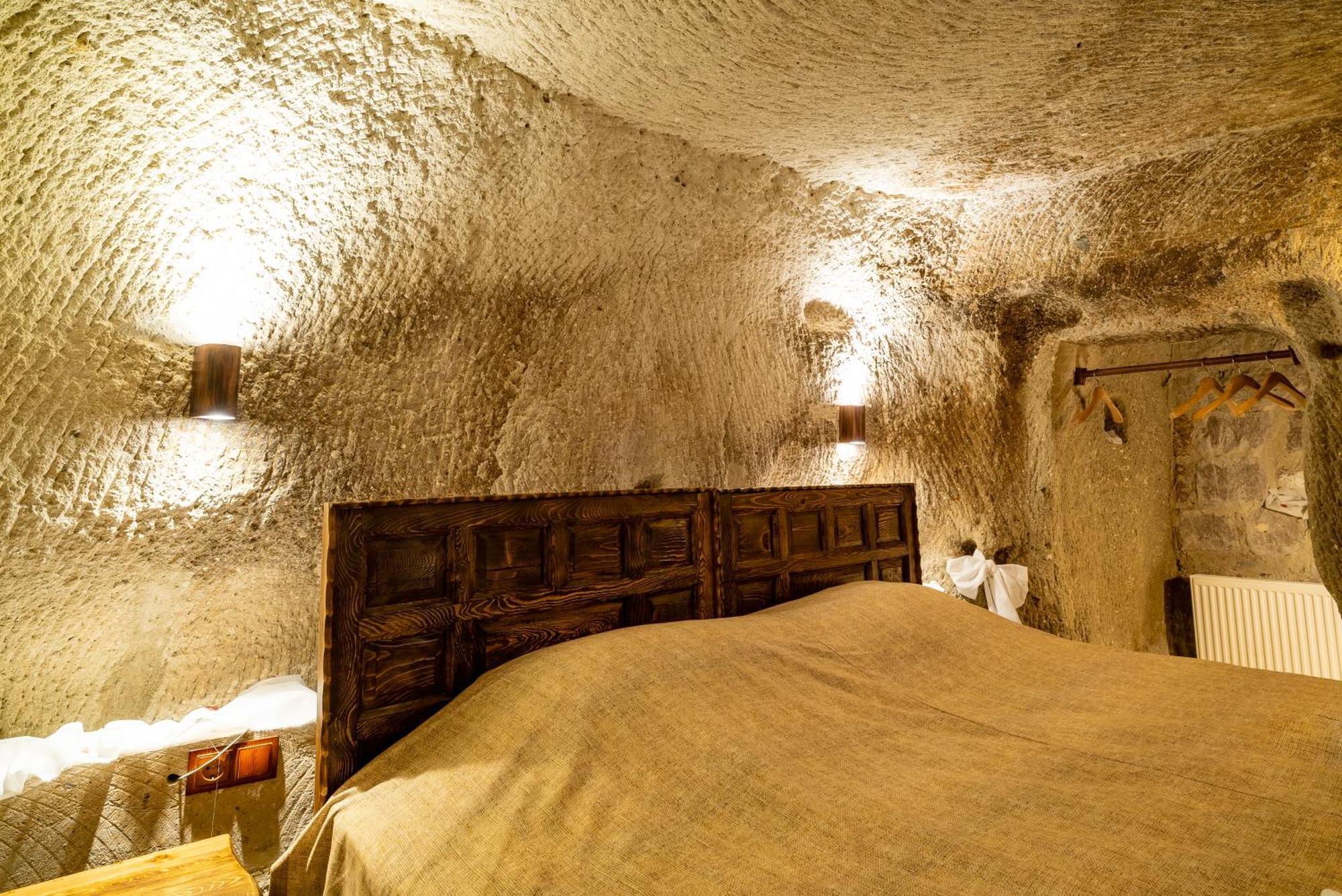 ホテル Cappadocia Inans Cave & Swimming Pool Hot ネヴシェヒル エクステリア 写真